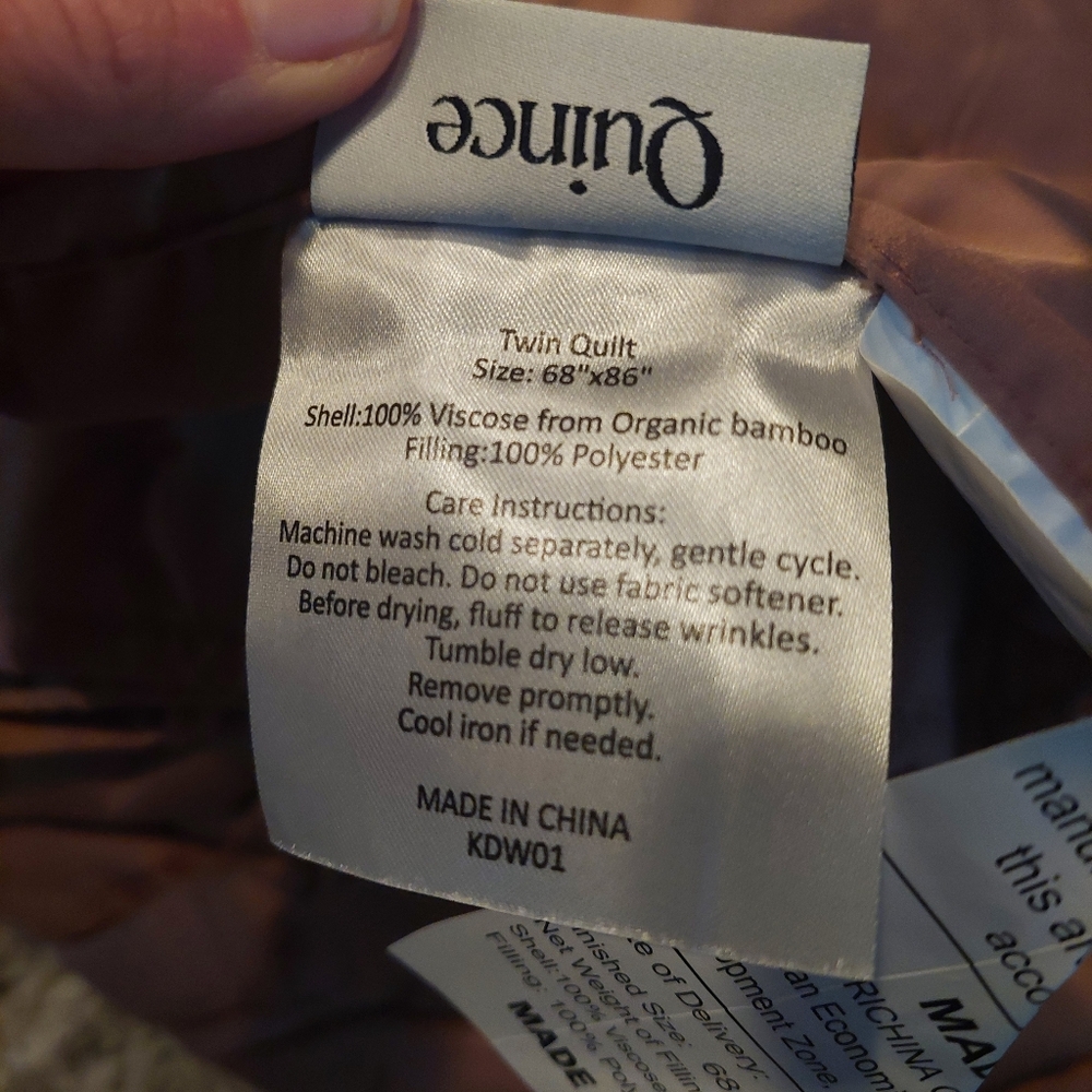 NWOT! Quince Organic Bamboo Clay Quilt & 1 Sham! Twin! (878)(READ) - Picture 9 of 11